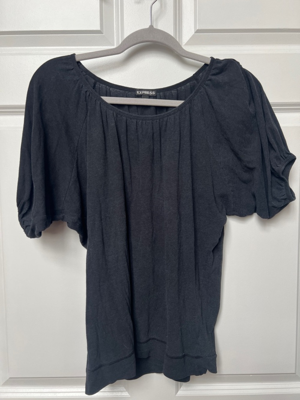 Express Black Scoop Neck Short Sleeve Blouson Top